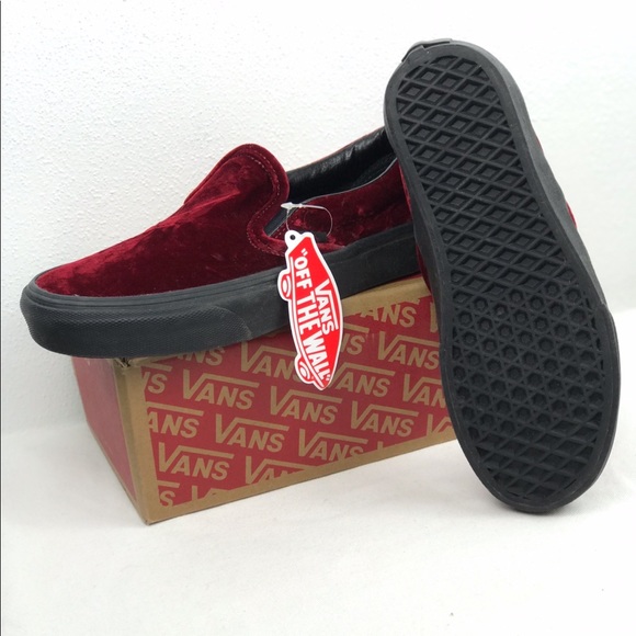 Just In NWT Vans Red Oxblood Crush Velvet Slip on - Picture 3 of 8